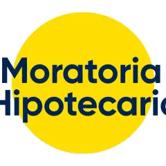 Texto azul sobre círculo amarillo: "Moratoria Hipotecaria". Ayuda a quienes necesitan un respiro con sus pagos.