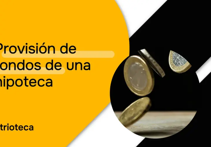 Provisión de fondos hipoteca: monedas cayendo.