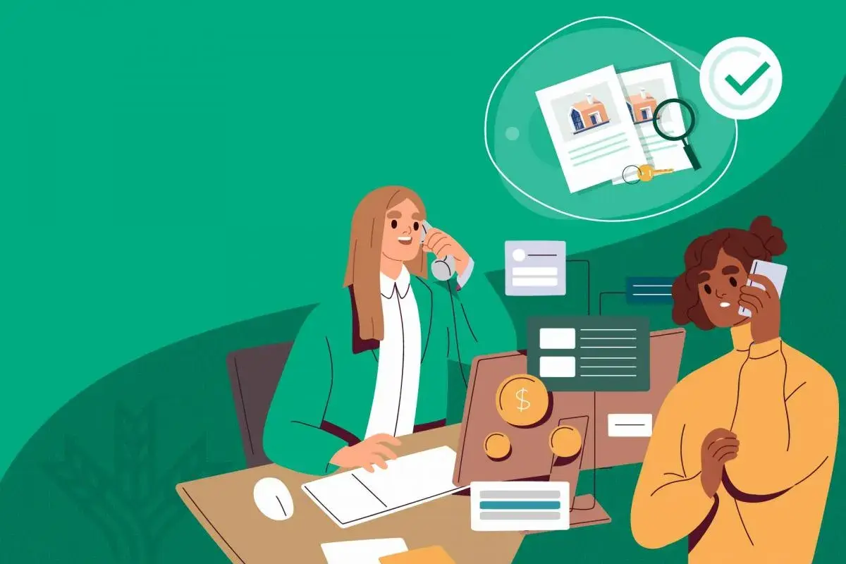 Dos mujeres hablan por teléfono, una revisa documentos de una casa, quizás gestionando una subrogación hipoteca Evo Banco.