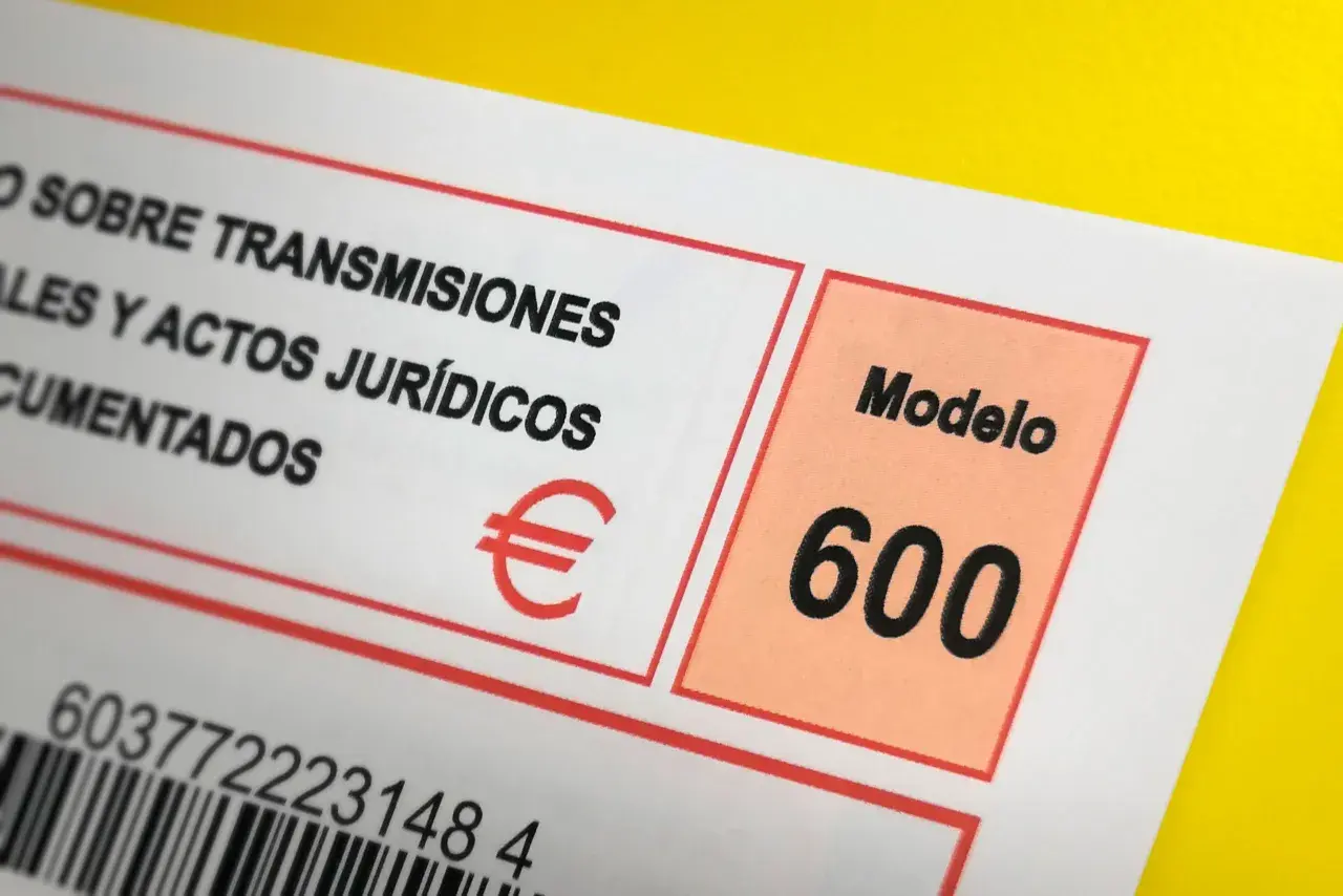 Documento oficial Modelo 600, necesario para la cancelación de hipoteca y otros trámites.